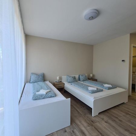 Oet Fenyo Apartmanhaz شيوفوك المظهر الخارجي الصورة