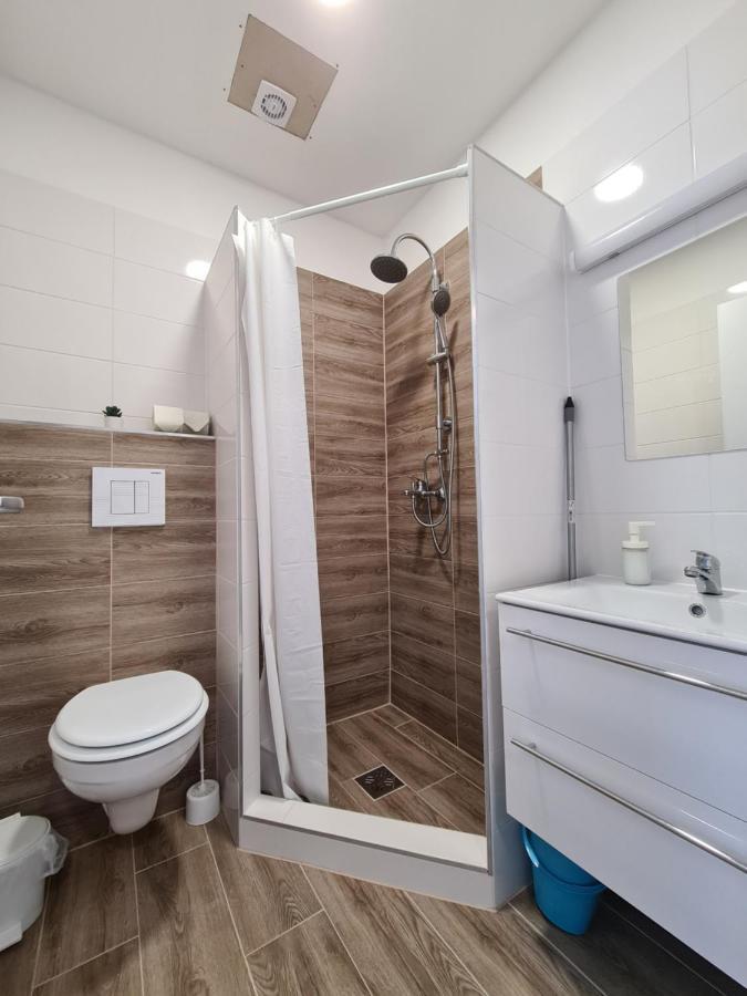 Oet Fenyo Apartmanhaz شيوفوك المظهر الخارجي الصورة