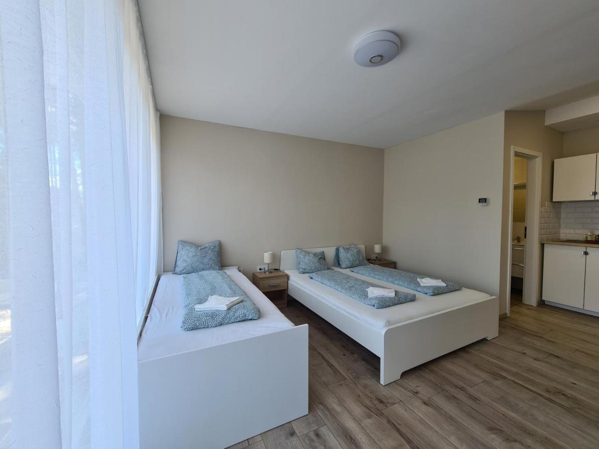 Oet Fenyo Apartmanhaz شيوفوك المظهر الخارجي الصورة