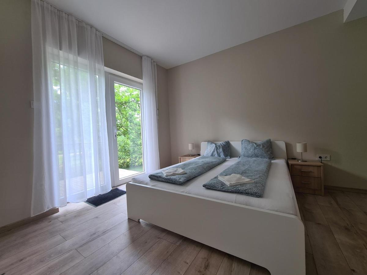 Oet Fenyo Apartmanhaz شيوفوك المظهر الخارجي الصورة